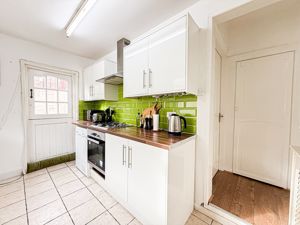 Photo 11- click for photo gallery